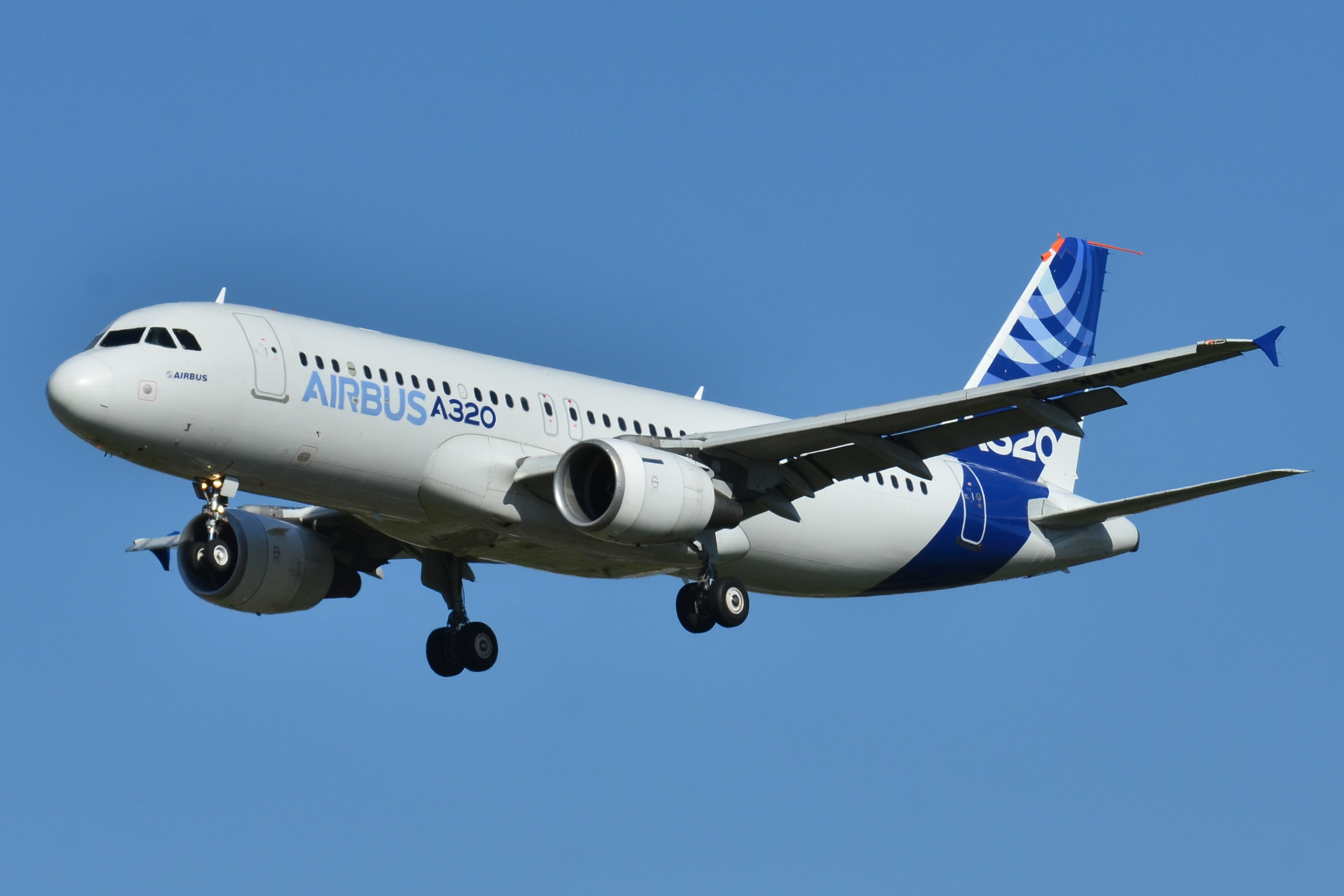 a320-captains-first-officers-required-to-fly-in-european-bases